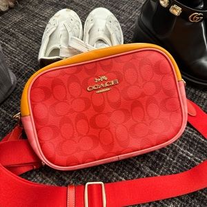 Coach Bag, like new! Only used once.